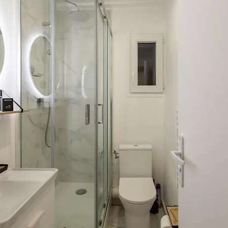 #16 1bdr Flower Market, Old Town, 1min Ac Apartment Nice